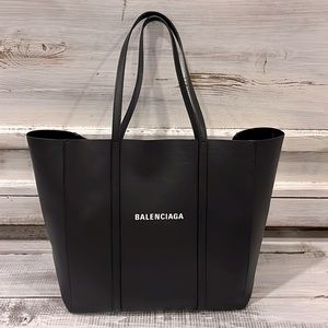 Balenciaga Everyday Tote